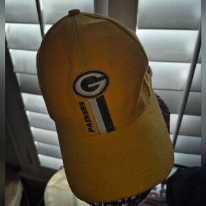 Green Bay Packers NFL Pro Line Mens Adjustable Hat